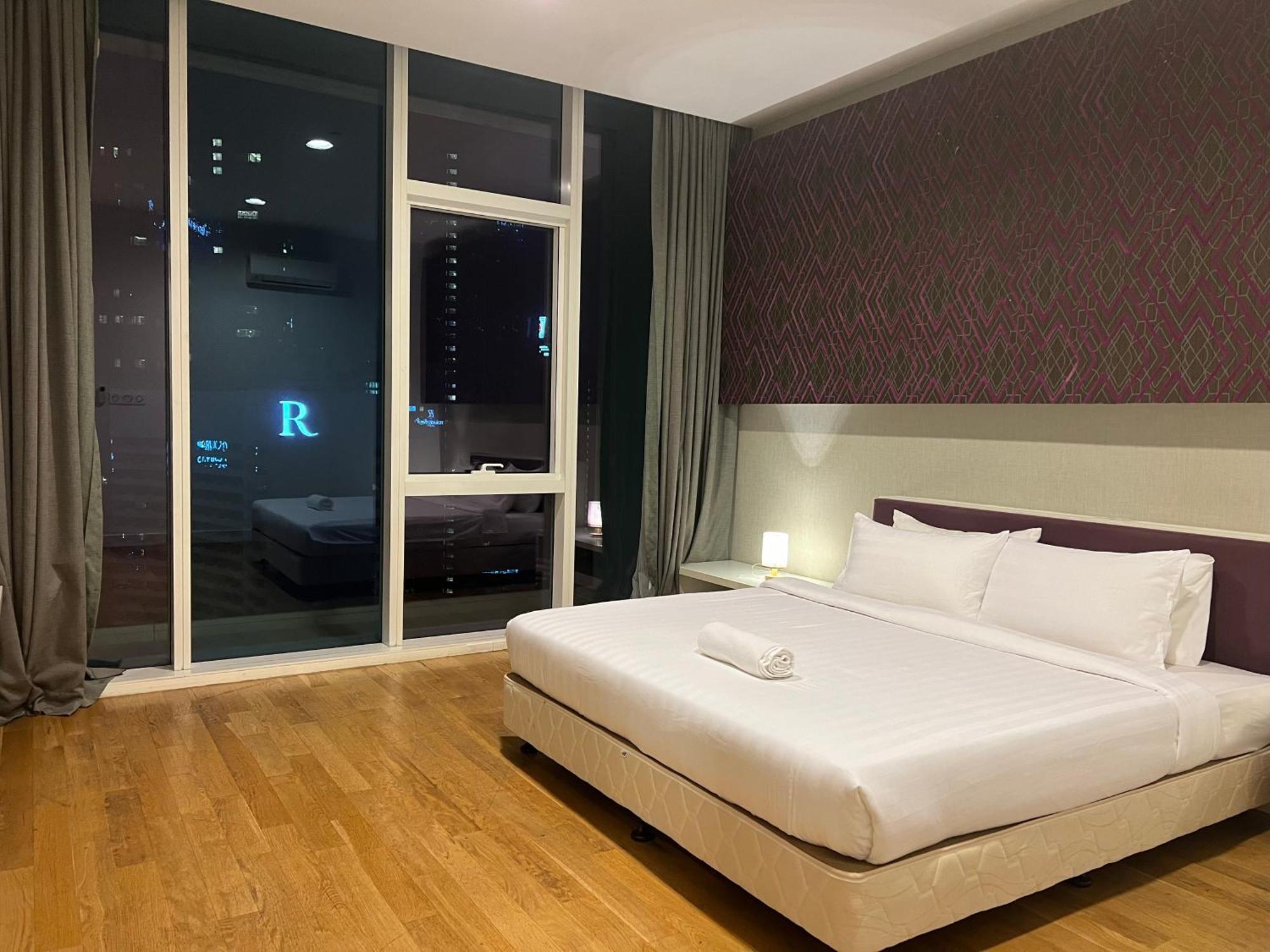 De Sky Platinum Klcc